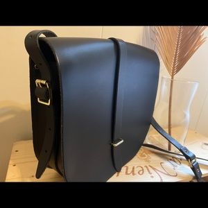 The Cambridge Satchel Company Large Saddle Bag - Black